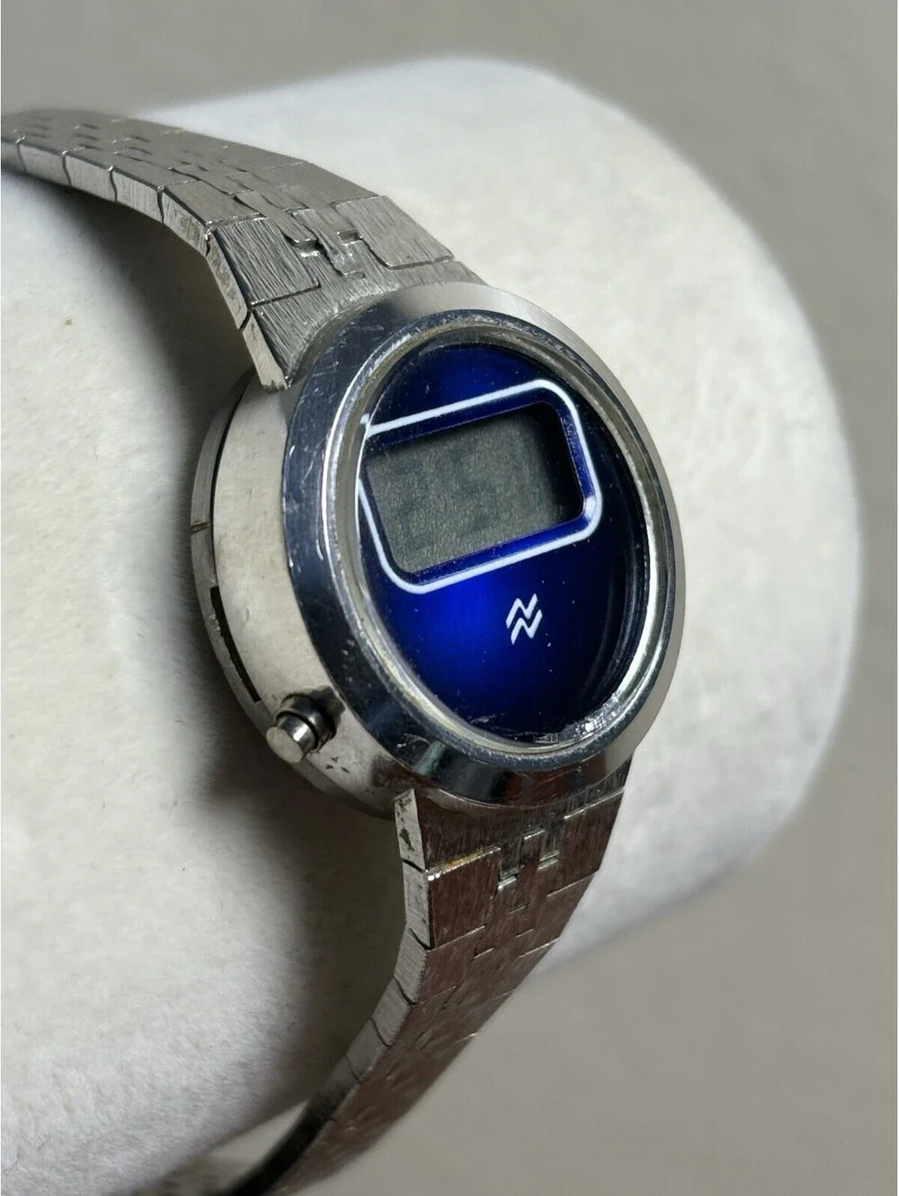 National Semiconductor Watch womens blue  Digital LCD, Adjustable Band Working